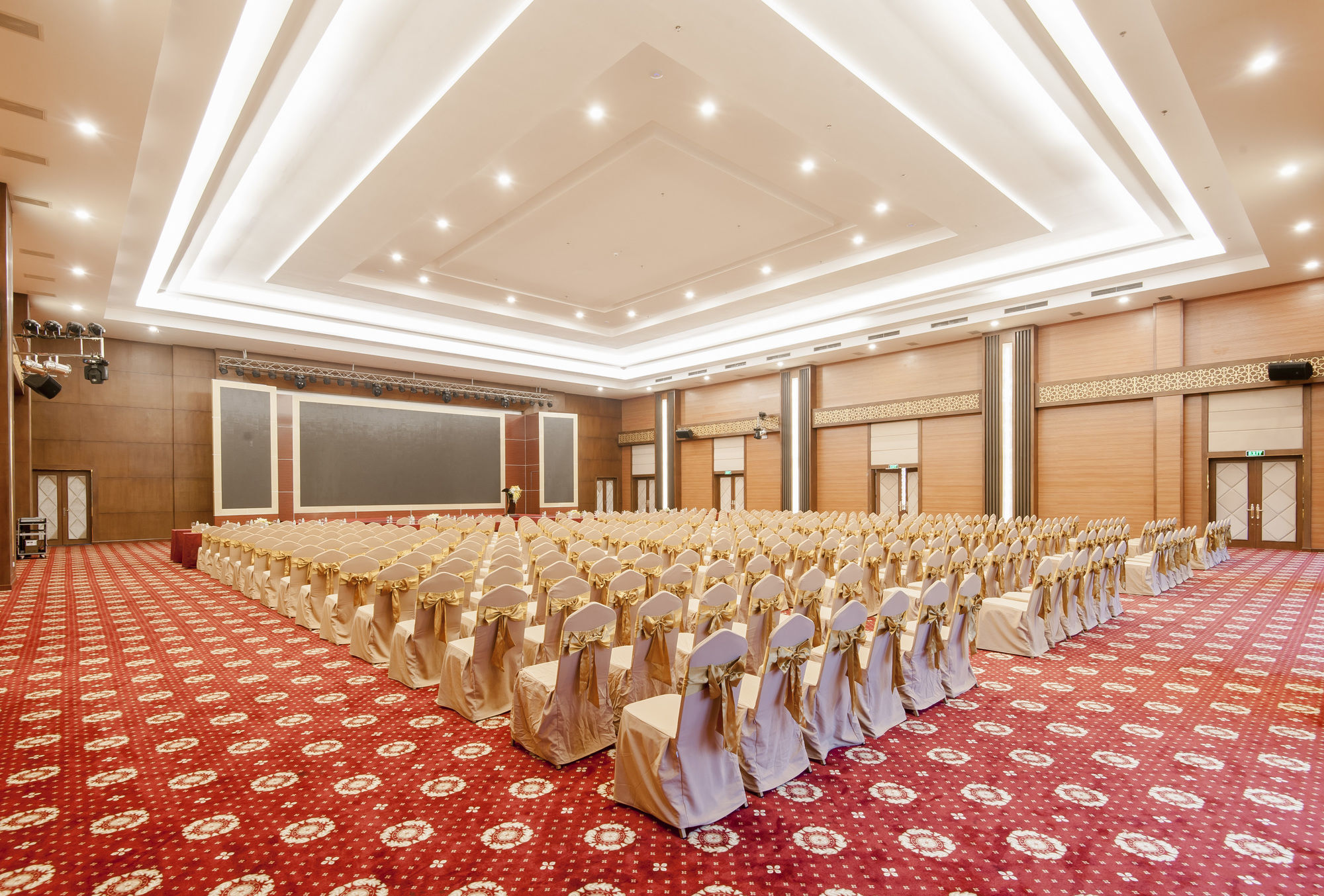 Muong Thanh Grand Lao Cai Hotel Exterior foto